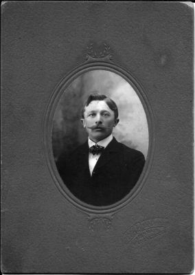 Click to view full size image
==============
Henry Dohrman
This Cabinet Card Photo is being Shared by Shared by Marcus Mercer.
This Cabinet Card Photo is of Henry Dohrman.
Henry Dohrman
This Cabinet Card Photo is being Shared by Shared by Marcus Mercer.
This Cabinet Card Photo is of Henry Dohrman.