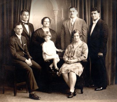 Click to view full size image
==============
John & Jenny Flaisman Wedding
This photo is being Shared by Greg & Theresa Wolf.
The Flaisman's.
John & Genny's Wedding, 18 June 1930
John & Jenny Flaisman Wedding
This photo is being Shared by Greg & Theresa Wolf.
The Flaisman's.
John & Genny's Wedding, 18 June 1930