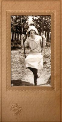 Click to view full size image
==============
Unidentified
This was Shared by Dennis Schildhauer.
Unidentified photo in the Dolan/Duff Family Album.
Unidentified
This was Shared by Dennis Schildhauer.
Unidentified photo in the Dolan/Duff Family Album.