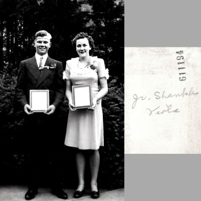 William Glenn Shankles Jr. & Viola

THIS PHOTO IS BEING SHARED

This Photo is Identified as "William Glenn Shankles Jr."

The Reverse side of this Photo States: "Jr. Shankles & Viola."
