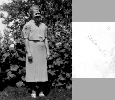 Mary Blanche (Shankles) Barr

THIS PHOTO IS BEING SHARED

This Photo is Identified as "Mary Blanche (Shankles) Barr."

The Reverse side of this Photo States: "Blanche."

