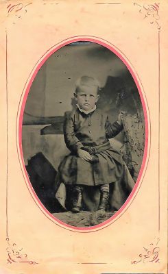 Unidentified

Unidentified Tintype Photo Shared by Skip Durmon.

Tintype Photo was found in the garbage in Elm Mott, Texas near Waco.
