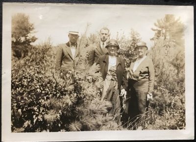 Click to view full size image
==============
Unidentified
This was Shared by Tracey PupDawg Goodwin‎.
This Photo may be part of the Surette family documented on the chart
posted who resided at 59 Gould St, Stoneham, MA between the
1920's-1980's. Photos were in albums belonging to my great Aunt
Jessie Goodwin who was the wife of Jeremiah Surette.
Unidentified
This was Shared by Tracey PupDawg Goodwin‎.
This Photo may be part of the Surette family documented on the chart
posted who resided at 59 Gould St, Stoneham, MA between the
1920's-1980's. Photos were in albums belonging to my great Aunt
Jessie Goodwin who was the wife of Jeremiah Surette.