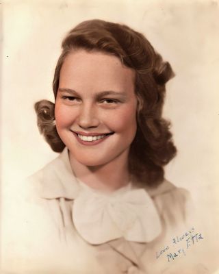 Click to view full size image
==============
Mary Etta Marshman
THIS HAS BEEN RETURNED TO FAMILY
This photo states: "Love Always, Mary Etta"
NOTE: This is a Photo of Mary Etta Marshman. This is her High School Photo, Galion Ohio, 1945
Mary Etta Marshman
THIS HAS BEEN RETURNED TO FAMILY
This photo states: "Love Always, Mary Etta"
NOTE: This is a Photo of Mary Etta Marshman. This is her High School Photo, Galion Ohio, 1945