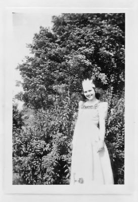 Click to view full size image
==============
Mary Etta Marshman
THIS HAS BEEN RETURNED TO FAMILY
This is a Photo of Mary Etta Marshman.
Mary Etta Marshman
THIS HAS BEEN RETURNED TO FAMILY
This is a Photo of Mary Etta Marshman.