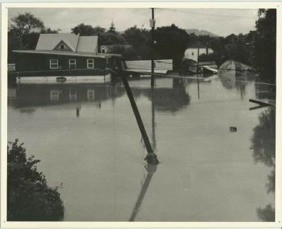 Click to view full size image
==============
Hurricane Agnes, New York 1972
This Photo was shared by Melody Hartman.
This photo was taken in the Corning/Painted Post area after Hurricane Agnes 1972.
Hurricane Agnes, New York 1972
This Photo was shared by Melody Hartman.
This photo was taken in the Corning/Painted Post area after Hurricane Agnes 1972.