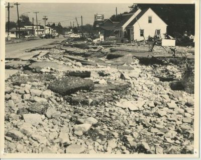 Click to view full size image
==============
Hurricane Agnes, New York 1972
This Photo was shared by Melody Hartman.
This photo was taken in the Corning/Painted Post area after Hurricane Agnes 1972.
Hurricane Agnes, New York 1972
This Photo was shared by Melody Hartman.
This photo was taken in the Corning/Painted Post area after Hurricane Agnes 1972.