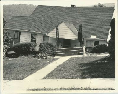 Click to view full size image
==============
Hurricane Agnes, New York 1972
This Photo was shared by Melody Hartman.
This photo was taken in the Corning/Painted Post area after Hurricane Agnes 1972
Hurricane Agnes, New York 1972
This Photo was shared by Melody Hartman.
This photo was taken in the Corning/Painted Post area after Hurricane Agnes 1972