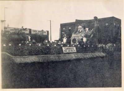 Click to view full size image
==============
Cambridge Parade 1947
This was Shared by Candace Elemina‎.
Cambridge Feed & Mill Co. #1 - 1947 Cambridge Parade
Cambridge Parade 1947
This was Shared by Candace Elemina‎.
Cambridge Feed & Mill Co. #1 - 1947 Cambridge Parade