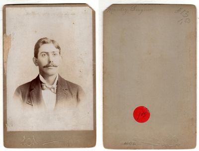 Manley Parkins Gywnn

THIS HAS BEEN RETURNED TO FAMILY

This was Donated by Carolyn F. Hall

This Cabinet Card Photo states: "Manley Gywnn"

The Photographers name is "Leschinsky", Grand Island, Nebraska
