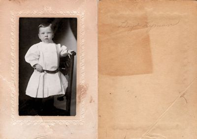 Click to view full size image
==============
Lloyd Leonard Lyman
This photo mounted on board states: "Lloyd Lyman"
The Photographers name is "Leschinsky", Grand Island, Nebraska
Lloyd Leonard Lyman
This photo mounted on board states: "Lloyd Lyman"
The Photographers name is "Leschinsky", Grand Island, Nebraska