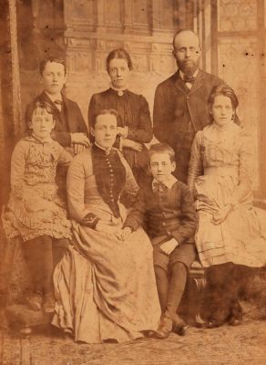 Click to view full size image
==============
Unidentified
THIS HAS BEEN RETURNED TO FAMILY
Unidentified Photo in the Enid Alethea Tendall Anderson Family Album.
Unidentified
THIS HAS BEEN RETURNED TO FAMILY
Unidentified Photo in the Enid Alethea Tendall Anderson Family Album.