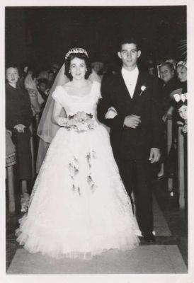Click to view full size image
==============
Unidentified
Unidentified Wedding Photo
Unidentified
Unidentified Wedding Photo