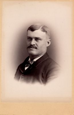 Unidentified

Unidentified Cabinet Card Photo

