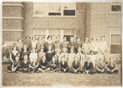 Unidentified

Unidentified photo
