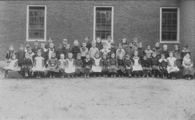 Unidentified

Unidentified photo
