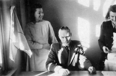 Click to view full size image
==============
Unidentified
THIS HAS BEEN DONATED TO THE FILM ARCHIVE, (THE NATIONAL ARCHIVES OF ESTONIA)
Unidentified Photo from the Displaced Persons Camp near Wentorf, which is near Hamburg, Germany.
Unidentified
THIS HAS BEEN DONATED TO THE FILM ARCHIVE, (THE NATIONAL ARCHIVES OF ESTONIA)
Unidentified Photo from the Displaced Persons Camp near Wentorf, which is near Hamburg, Germany.
