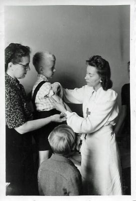 Unidentified

THIS HAS BEEN DONATED TO THE FILM ARCHIVE, (THE NATIONAL ARCHIVES OF ESTONIA)

Unidentified Photo from the Displaced Persons Camp near Wentorf, which is near Hamburg, Germany.
