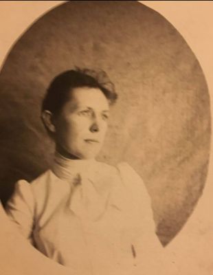 Click to view full size image
==============
Eva Bush Bartley
This was Shared by Janet Hardy Jones
This photo States: "Eva Bush Bartley"
There is no photographer listed.
Eva Bush Bartley
This was Shared by Janet Hardy Jones
This photo States: "Eva Bush Bartley"
There is no photographer listed.