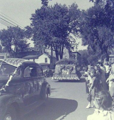 Click to view full size image
==============
Plattsburgh, New York
THIS HAS BEEN DONATED TO THE CLINTON COUNTY HISTORICAL SOCIETY
Fourth of July Parade, Plattsburgh, New York, 1940's.
Plattsburgh, New York
THIS HAS BEEN DONATED TO THE CLINTON COUNTY HISTORICAL SOCIETY
Fourth of July Parade, Plattsburgh, New York, 1940's.