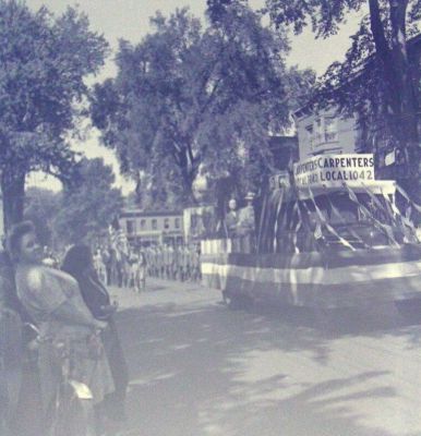 Click to view full size image
==============
Plattsburgh, New York
THIS HAS BEEN DONATED TO THE CLINTON COUNTY HISTORICAL SOCIETY
Fourth of July Parade, Plattsburgh, New York, 1940's.
Plattsburgh, New York
THIS HAS BEEN DONATED TO THE CLINTON COUNTY HISTORICAL SOCIETY
Fourth of July Parade, Plattsburgh, New York, 1940's.