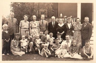 The Bolesky Family 

THIS HAS BEEN RETURNED TO FAMILY

This is the Bolesky Family, taken August 1943
