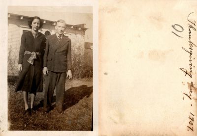 Click to view full size image
==============
Robert Winn Straub
THIS HAS BEEN RETURNED TO FAMILY
This Photo States: "Thanksgiving Day, 1937"
NOTE: Robert Wynn Straub is on the right
Robert Winn Straub
THIS HAS BEEN RETURNED TO FAMILY
This Photo States: "Thanksgiving Day, 1937"
NOTE: Robert Wynn Straub is on the right