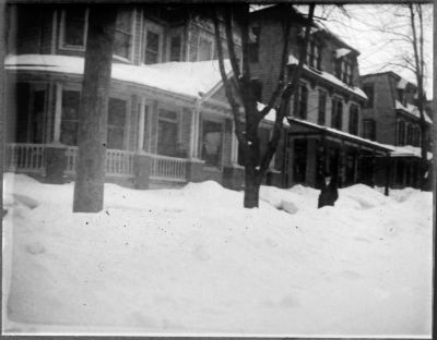 Unidentified

This is being Shared by Mike Cowley.

Unidentified Kodak Photographic Seed Plate.
