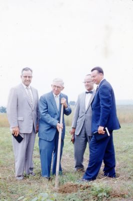 Unidentified

Unidentified 35MM Slide in the Caesarea Church: Mansfield, Ohio Album.


Keywords: Caesarea Church