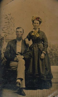 Unidentified

Unidentified Tintype Photo in the Unidentified #44 Family Album.

