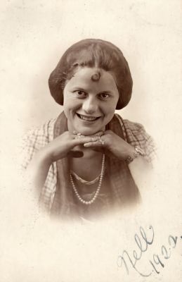 Click to view full size image
==============
Nell
This Photo States: "Nell, 1922"
Nell
This Photo States: "Nell, 1922"
