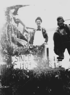 Click to view full size image
==============
Unidentified
Unidentified Photo
Unidentified
Unidentified Photo