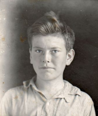 Click to view full size image
==============
Unidentified
This was Shared by Annie Palmer
Unidentified Photo taken in Indiana
Unidentified
This was Shared by Annie Palmer
Unidentified Photo taken in Indiana
