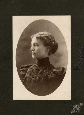 Unidentified

Unidentified photo mounted on board

The Photographers name is "Wilson", Walton, New York
