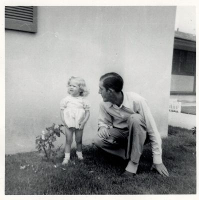 Click to view full size image
==============
Unidentified
Unidentified Photo in the #011 Family Album.
Unidentified
Unidentified Photo in the #011 Family Album.