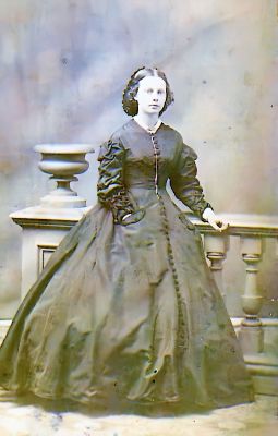 Unidentified

Unidentified CdV Photograph in the 1800's CdV Collection.
