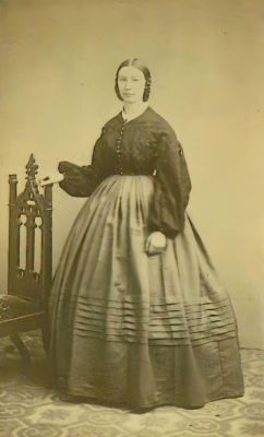 Unidentified

Unidentified CdV Photograph in the 1800's CdV Collection.
