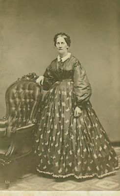 Unidentified 

Unidentified CdV Photograph in the 1800's CdV Collection.
