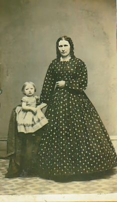 Unidentified

Unidentified CdV Photograph in the 1800's CdV Collection.
