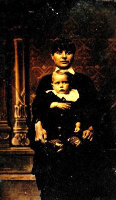 Click to view full size image
==============
Unidentified
This was Donated by Cheryl Webber.
Unidentified Tintype Photo in the Daniel Benjamin Troutman Album
Unidentified
This was Donated by Cheryl Webber.
Unidentified Tintype Photo in the Daniel Benjamin Troutman Album