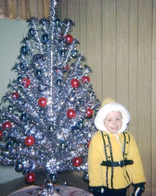 Unidentified

This 35MM Slide States: "Christmas, 1971."
